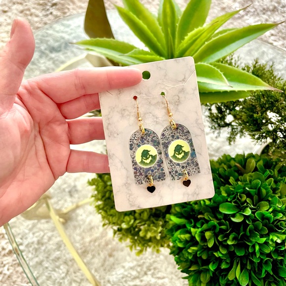 Oogie Boogie Acrylic Earrings - Picture 4 of 5